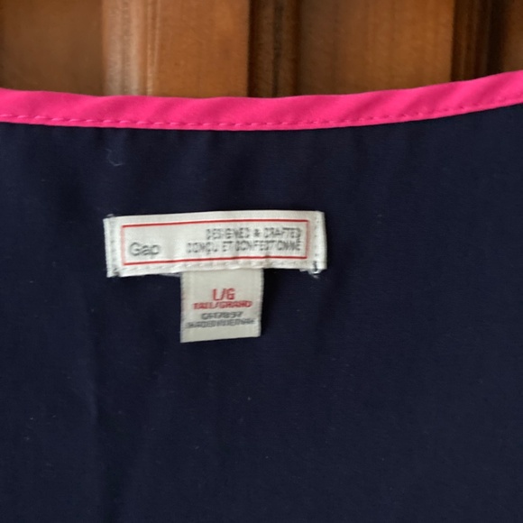 Gap mini shift dress. Navy with pink trim. Size Large - Picture 2 of 3